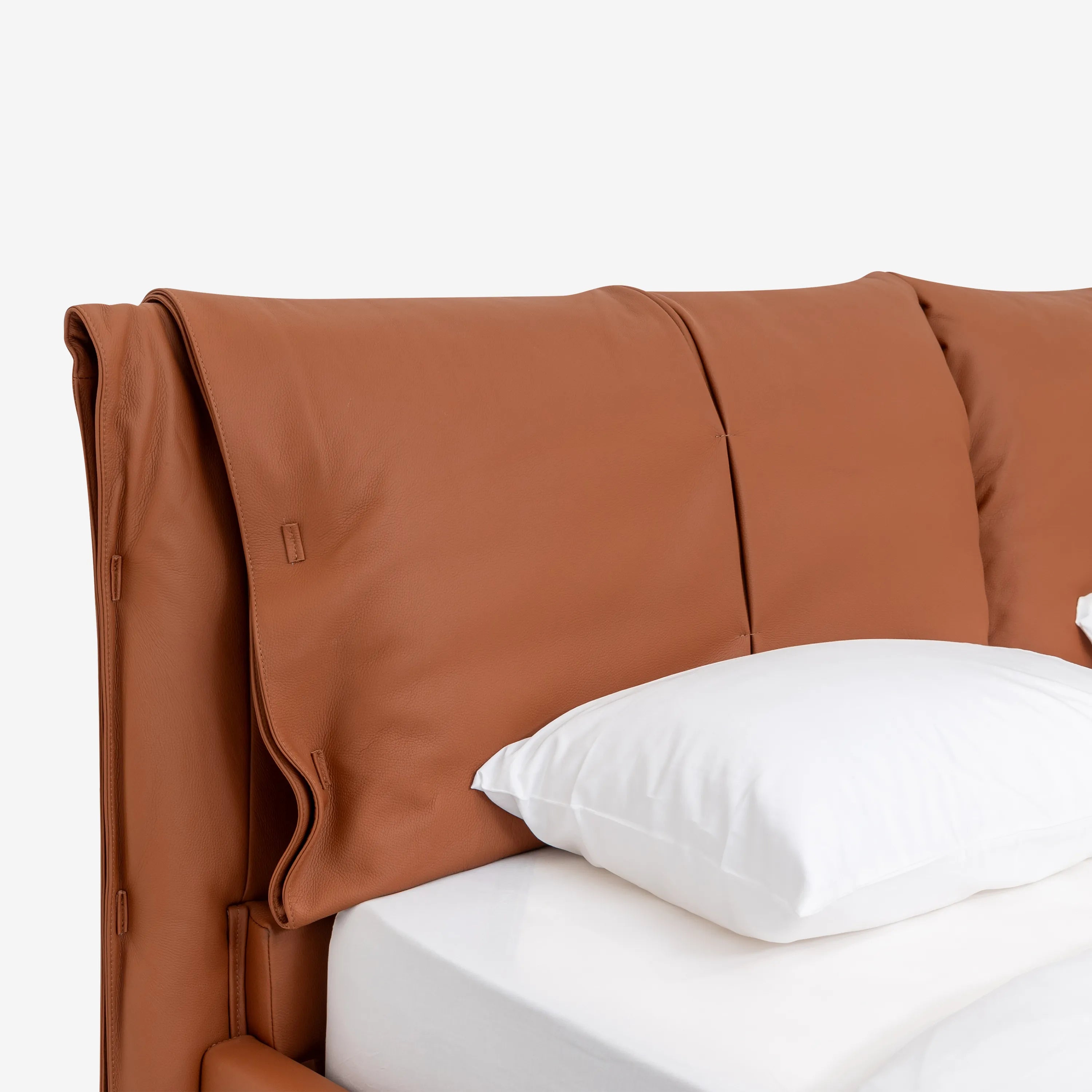 Nazario Leather Bed Queen Size