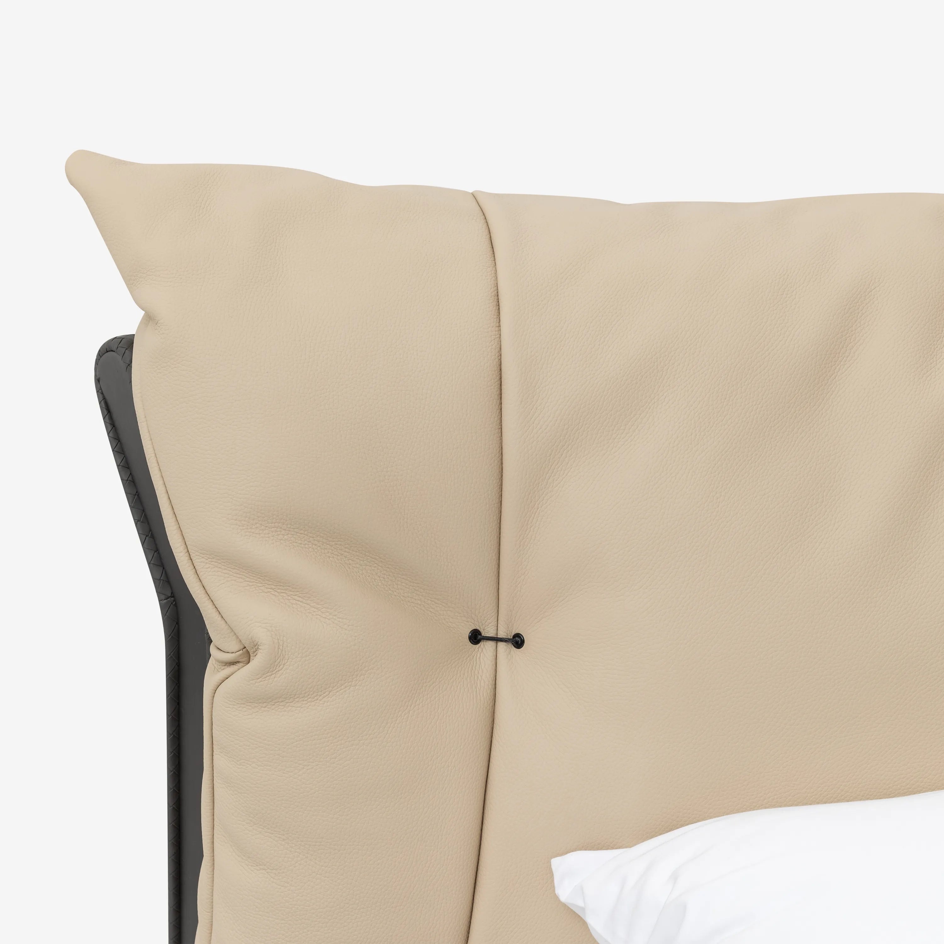 Palmiro Leather bed King Size