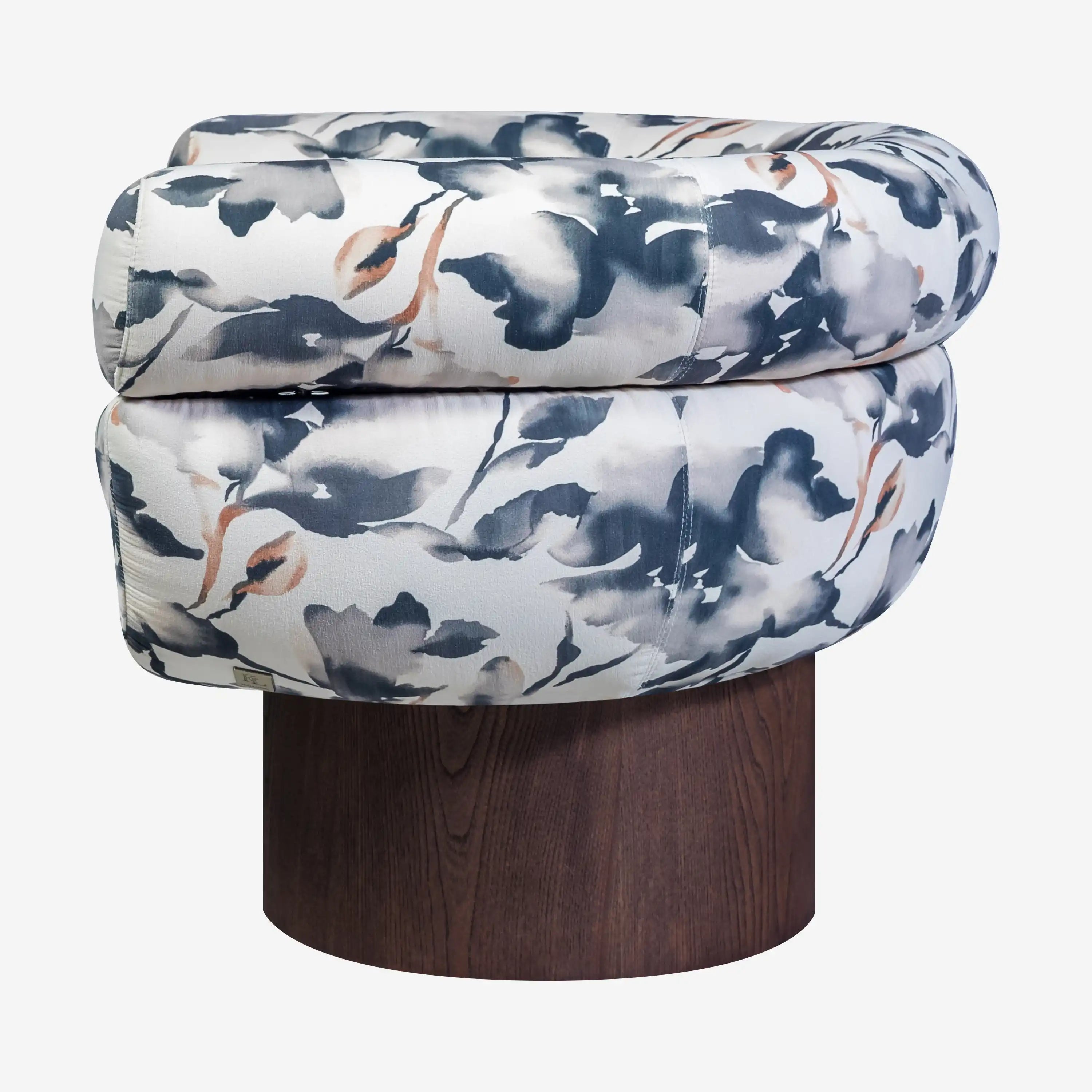 William Armchair Beige