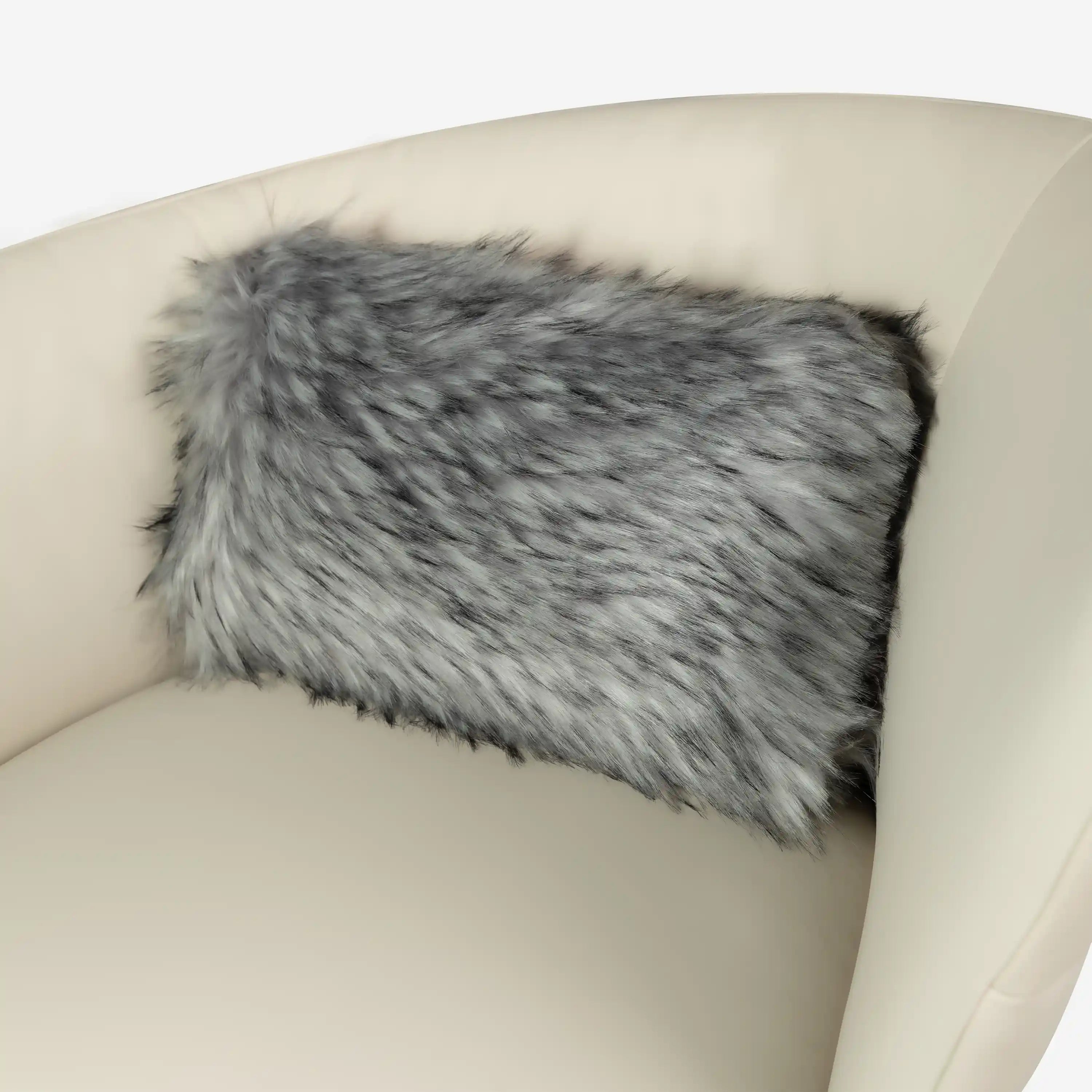 Auri Armchair